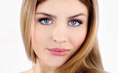Acne: Symptoms and Causes