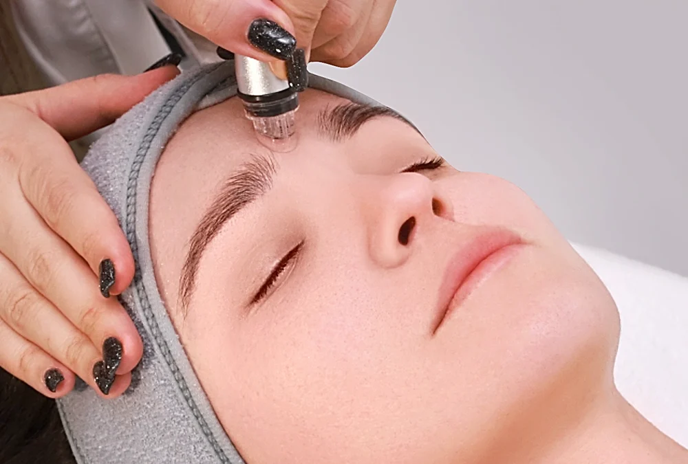 HydraFacial: Why Everyone Is Obsessed with This Hydration Facial