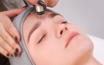HydraFacial: Why Everyone Is Obsessed with This Hydration Facial
